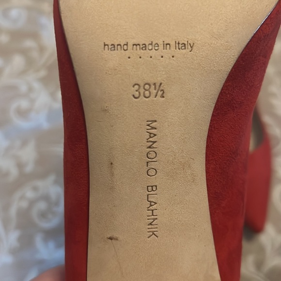 Manolo Blahnik BB 70 Bright Red Suede pointed toe Pumps mismatched size - Picture 8 of 8